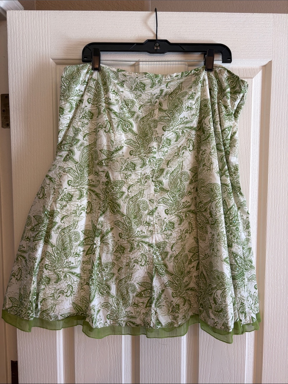 Style & Co. White and Green Paisley Circle Skirt